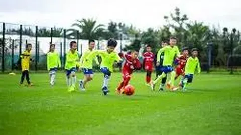 “2025赛季阿乙主场积分榜剧变，科隆竞技主场积分18分跌至第14位，名次下滑一位！”